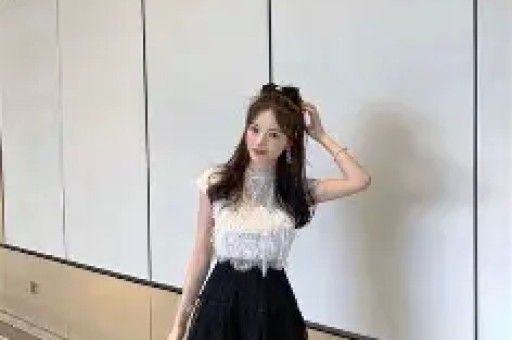 74岁刘晓庆再曝大瓜！和助理同居6年未离婚百亿婚姻是空壳骗局