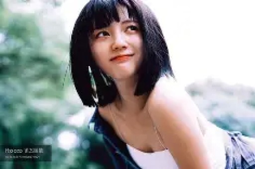 明星八卦揭秘：鹿晗沉默、关晓彤不回应、周冬雨挽回口碑及更多内幕